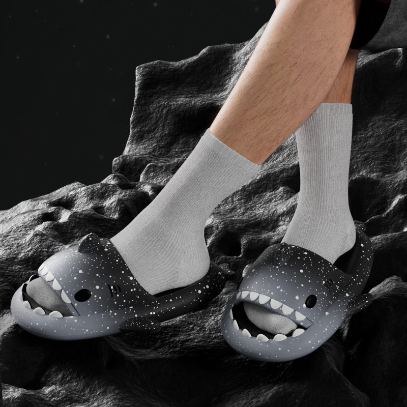 Cute Cartoon Shark Slippers Fo - Men Shoes Size To Women 评论和价格